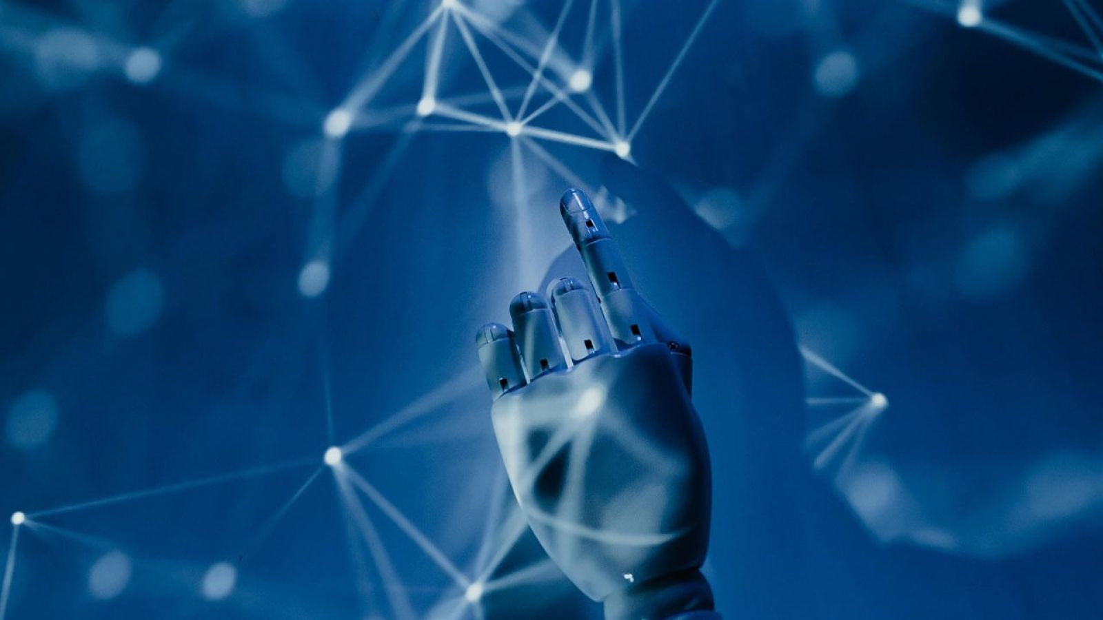 Nowa era agentowej AI: współpraca na linii człowiek-AI pozwoli wygenerować korzyści warte 450 miliardów dolarów.