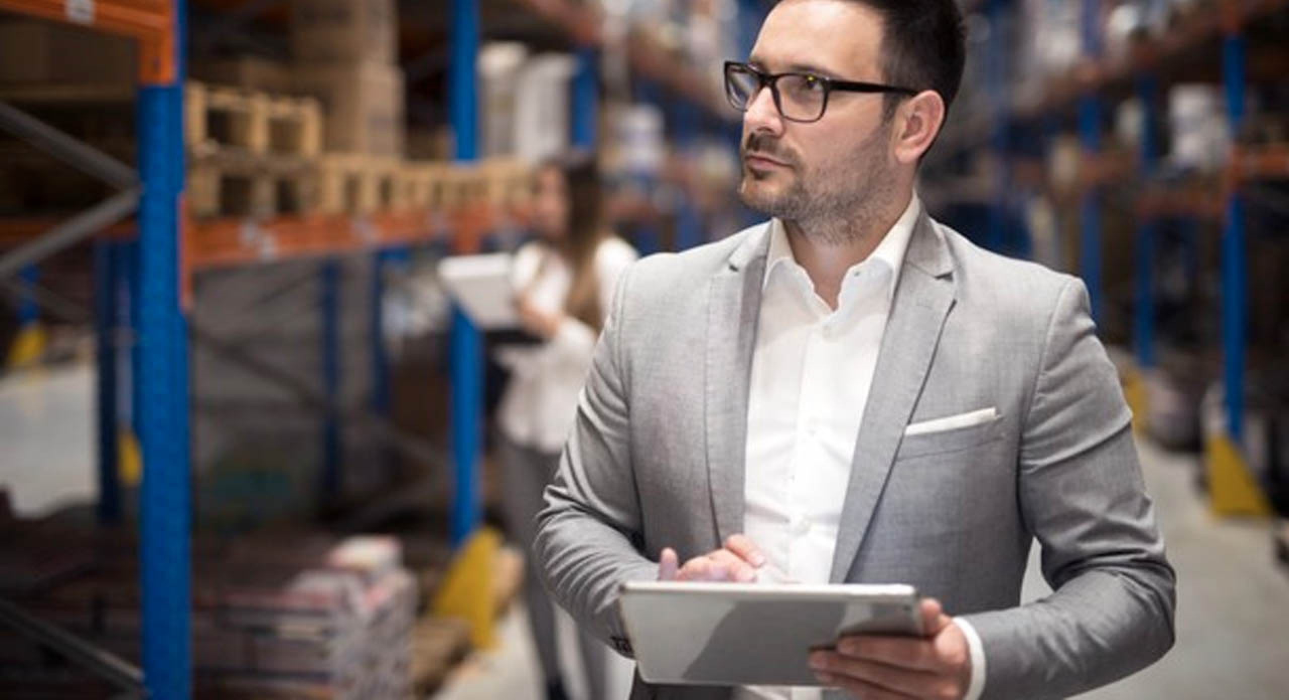 Historia systemów zarządzania magazynem