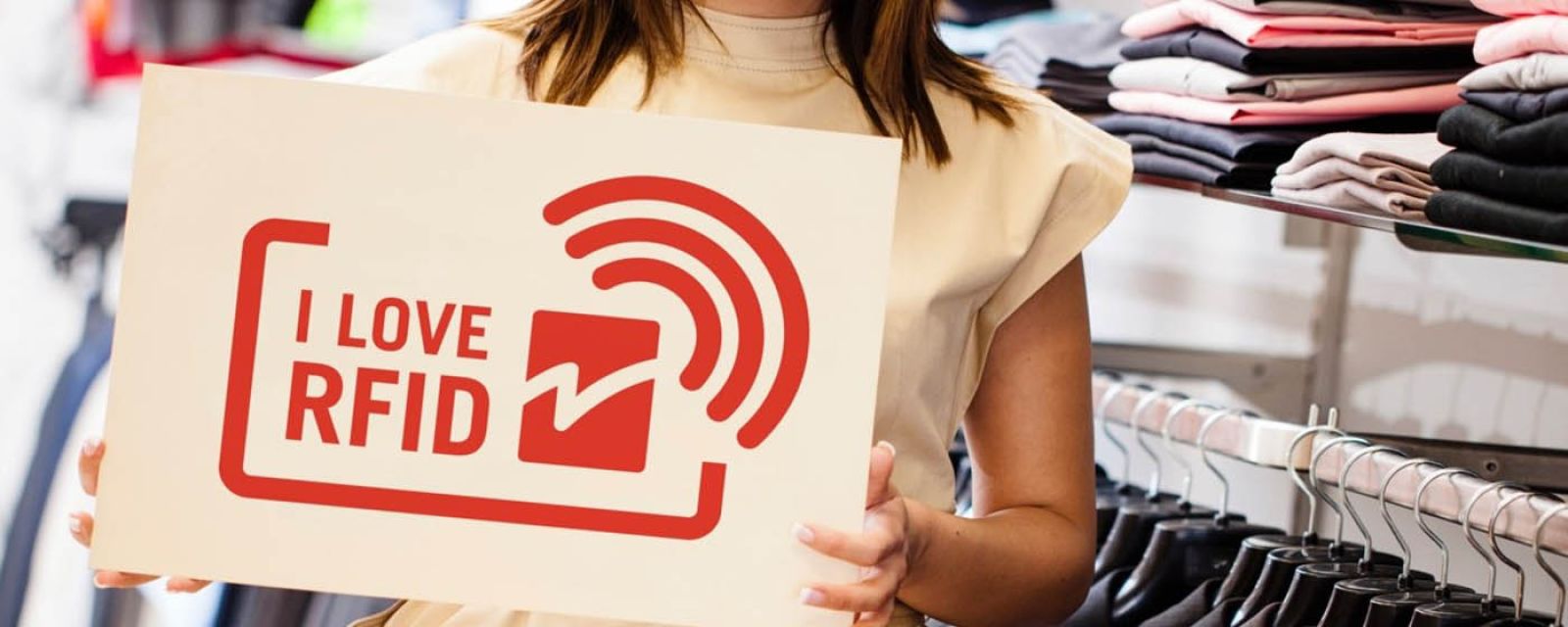 Dostępność towaru na półkach i handel wielokanałowy to klucz do sukcesu