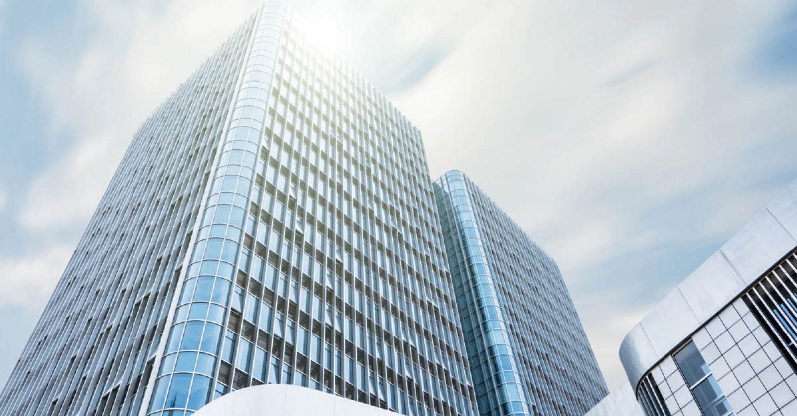 enova365 wchodzi ze swoją ofertą do branży zarządzania nieruchomościami komercyjnymi