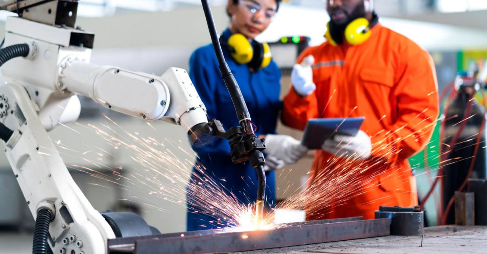 Na czym polega planowanie zapotrzebowania materiałowego - MRP  z abas ERP?