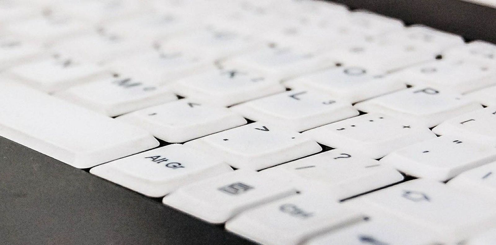 Etyczna zagadka AI, czyli jak budować zaufanie do sztucznej inteligencji