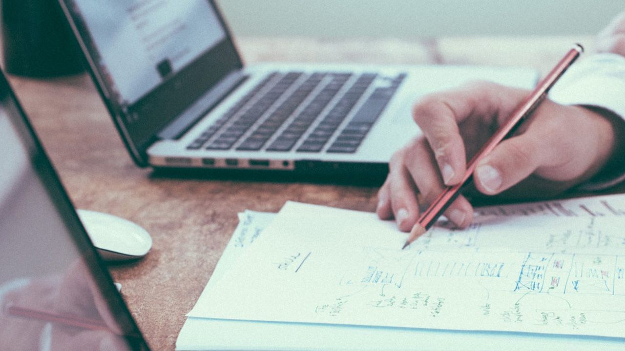 Nowa era komunikacji biznesowej, KSeF stał się faktem