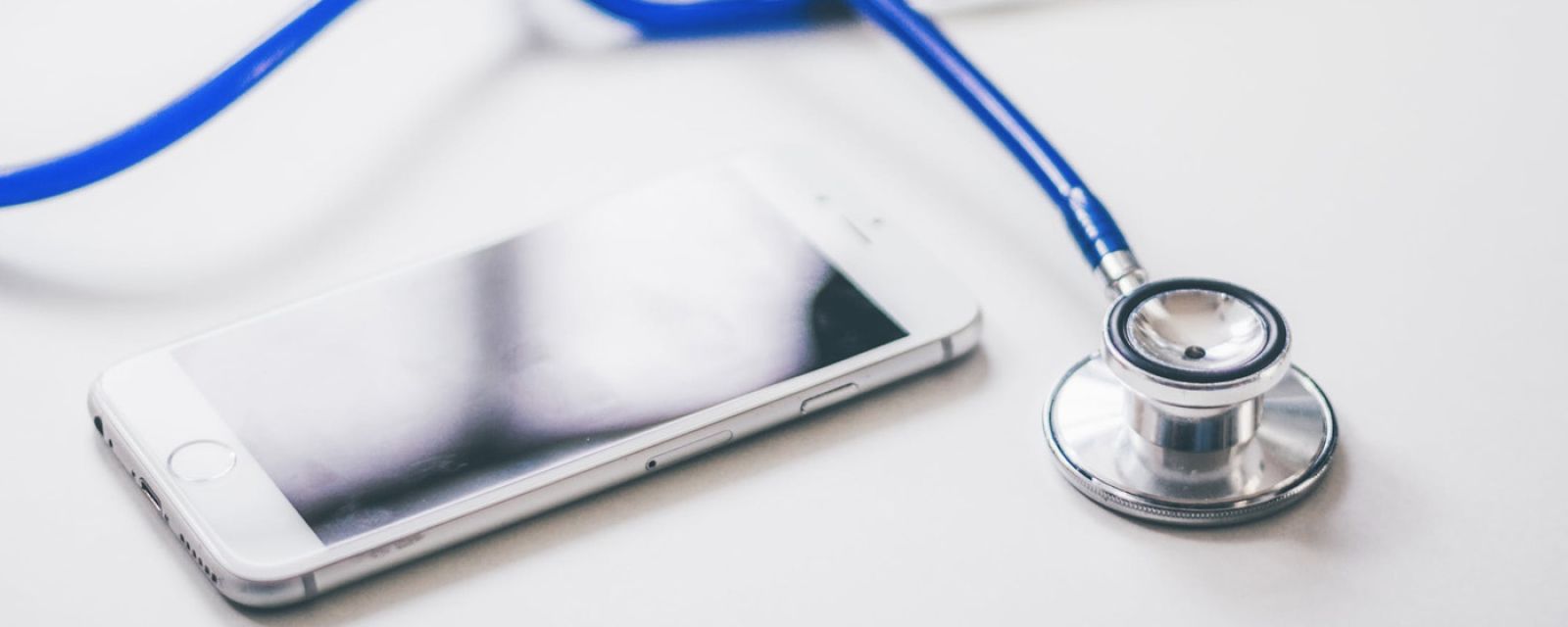 Aplikacje mobilne - nowe narzędzia wspierające lekarza i pacjenta w procesie leczenia i diagnozowania